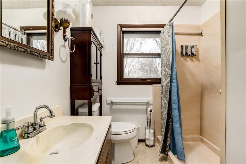2621 S Santa Fe Road — photo 15
