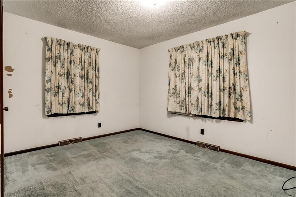 2621 S Santa Fe Road — photo 19