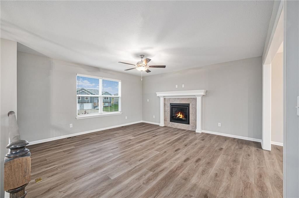 609 Summer Dawn Court — photo 5
