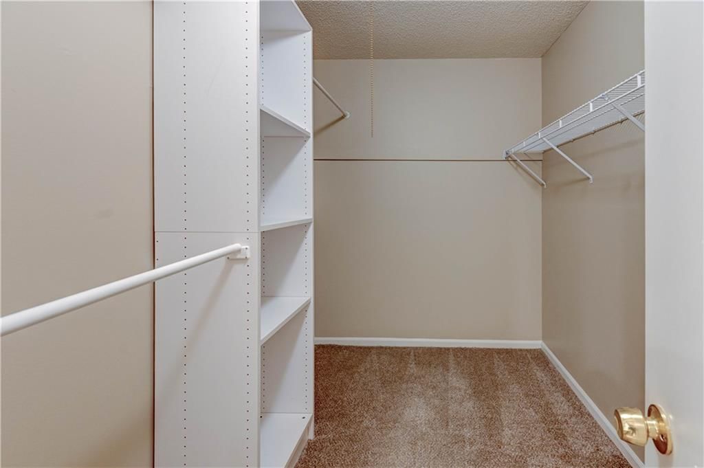 7606 W 59Th Terrace — photo 14