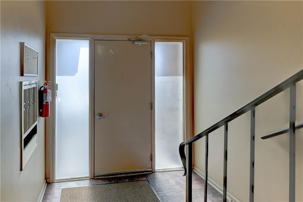 7606 W 59Th Terrace — photo 23