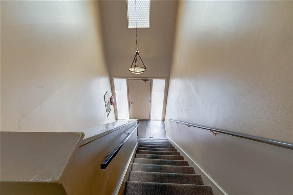 7606 W 59Th Terrace — photo 28