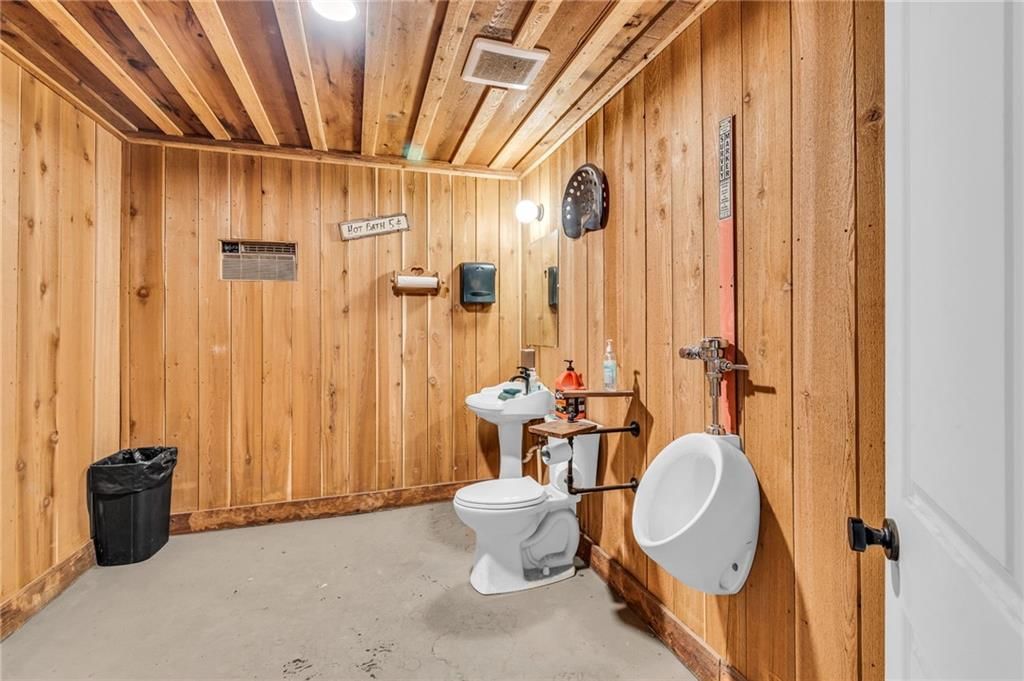 13008 N Stark Avenue — photo 45