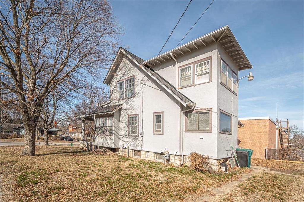 635 S Main Street — photo 37