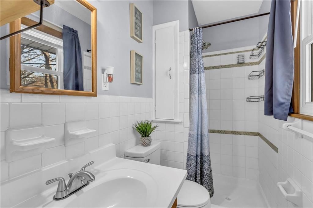 5528 Manning Avenue — photo 12