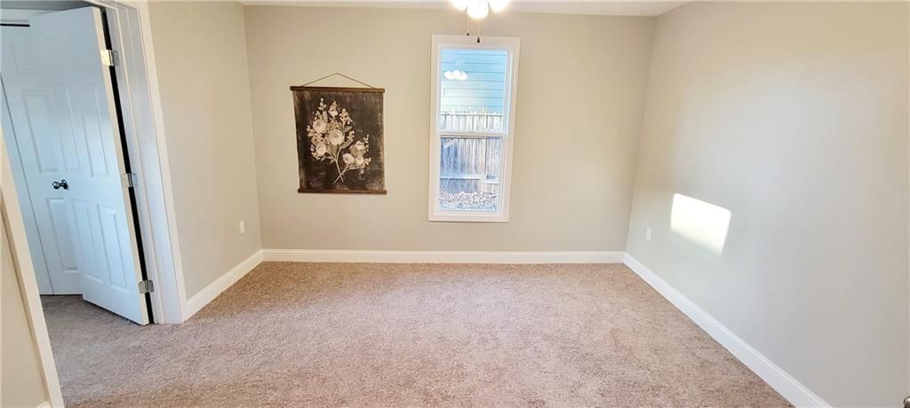 831 North Street — photo 9