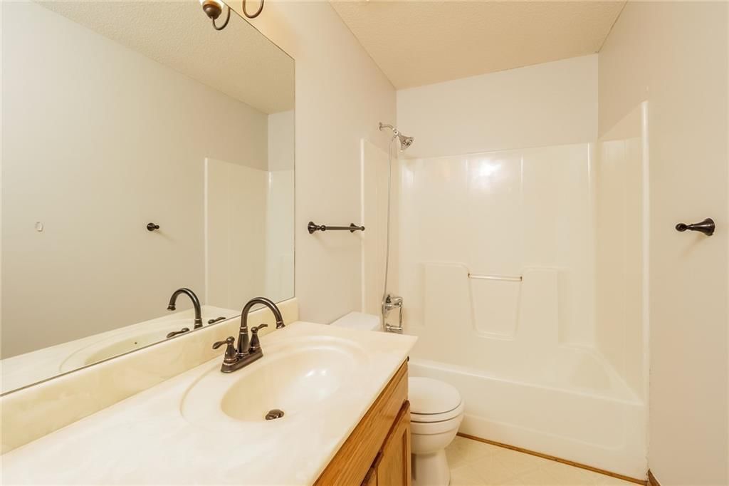 5400 NE HOLIDAY Drive — photo 19
