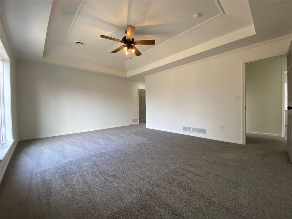 8427 Woodson Drive — photo 17