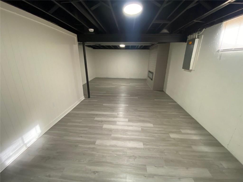 8427 Woodson Drive — photo 34