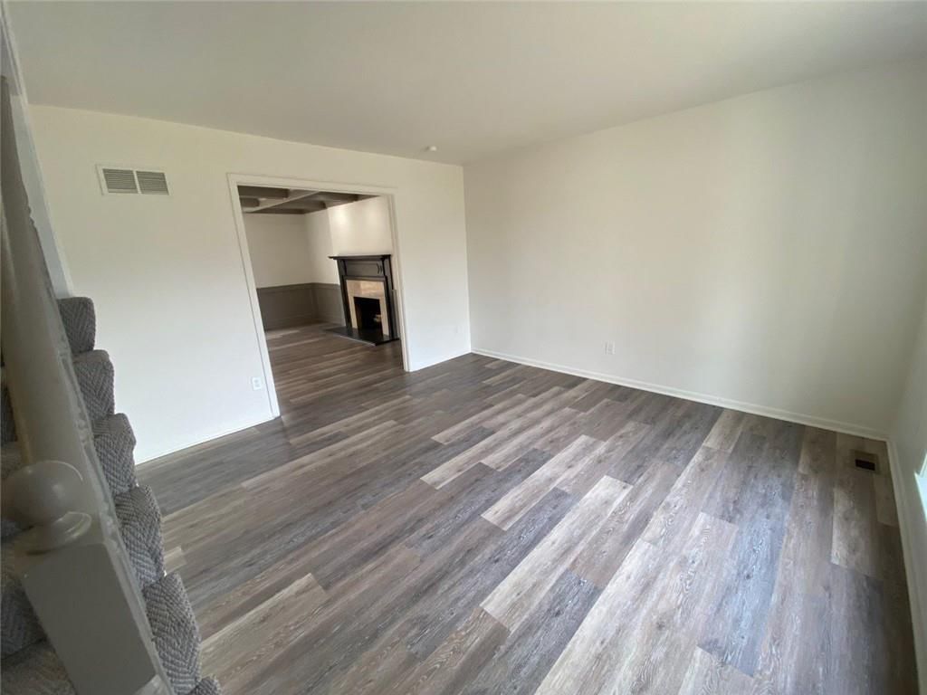 8427 Woodson Drive — photo 9