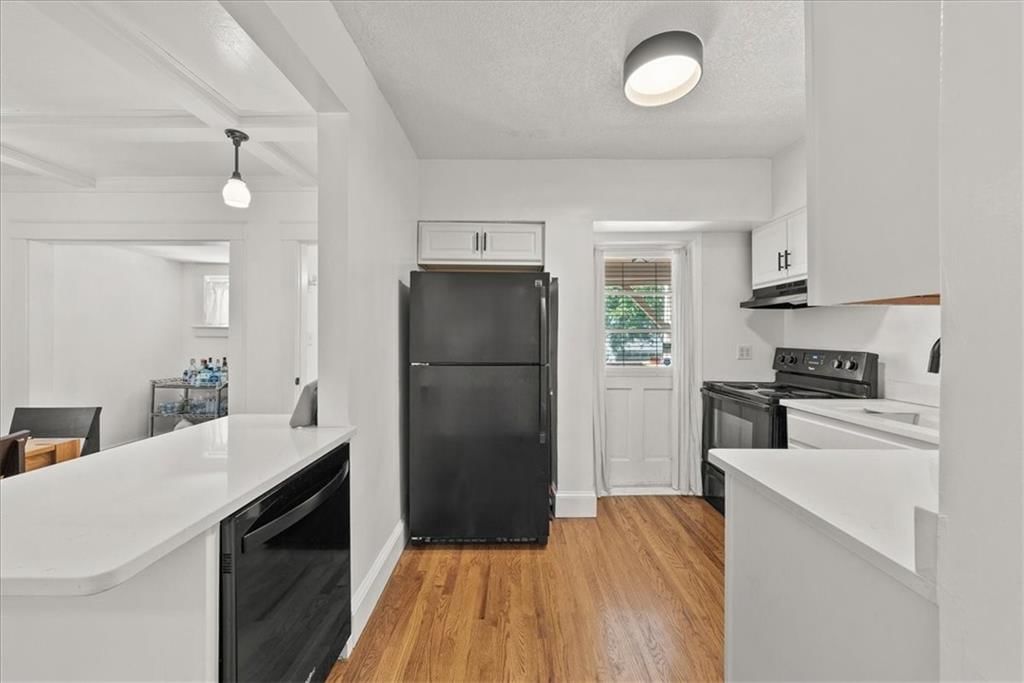 4144 Charlotte Street — photo 13