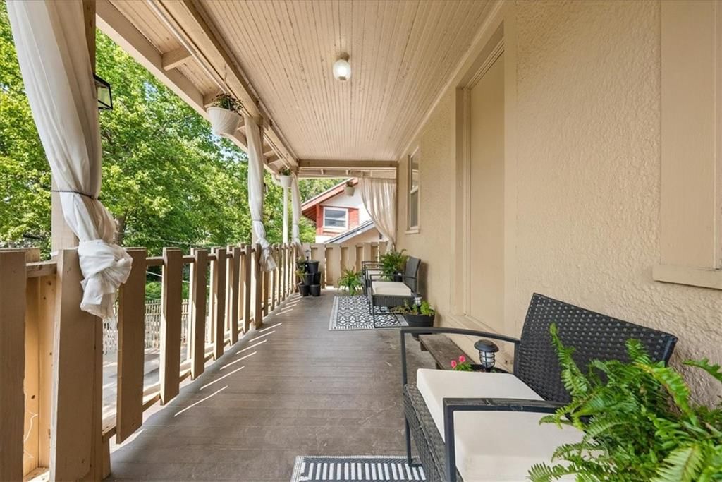 4144 Charlotte Street — photo 15