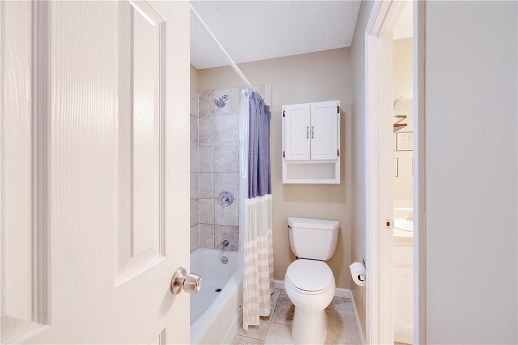 1620 SE Manor Place — photo 16