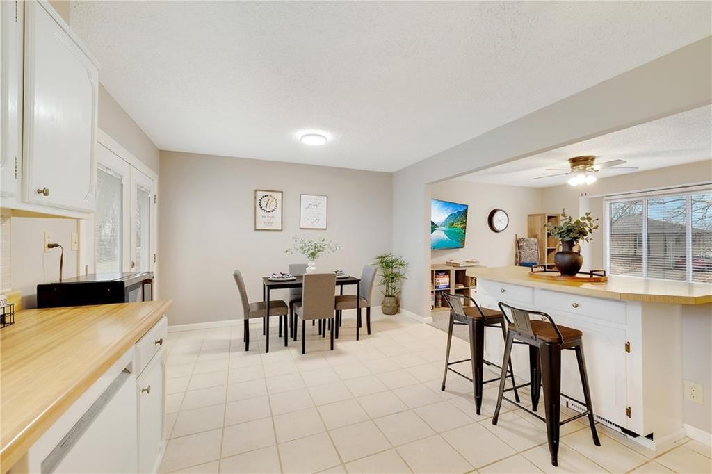 1620 SE Manor Place — photo 9