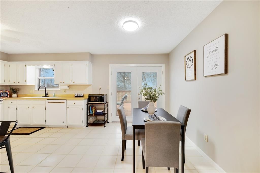 1620 SE Manor Place — photo 10