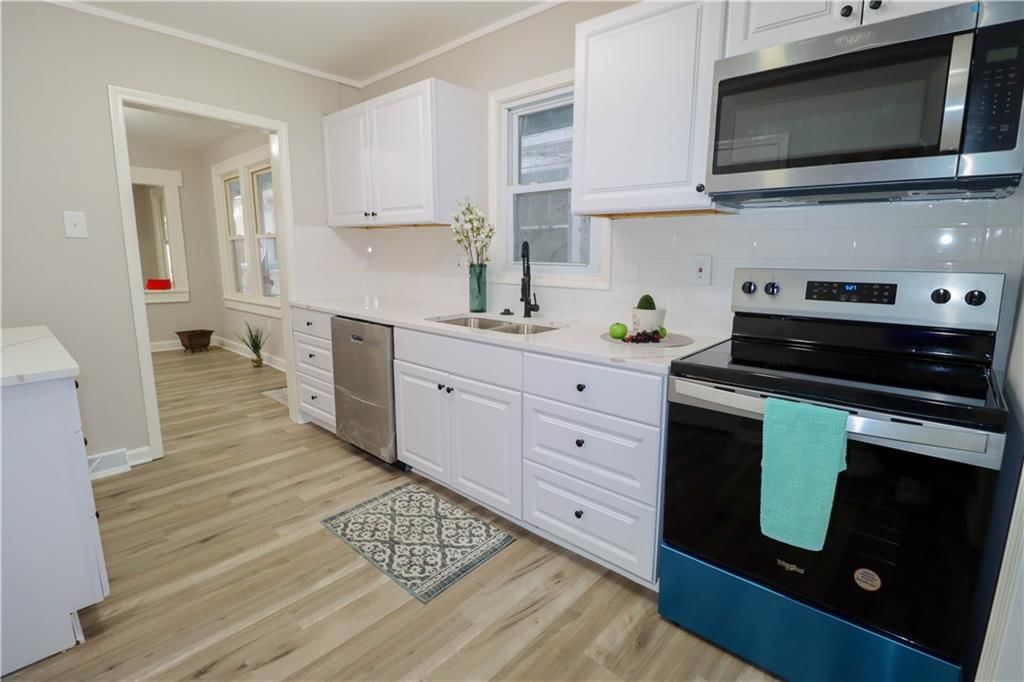 1236 Ewing Avenue — photo 11