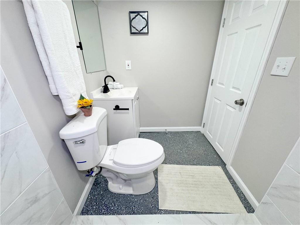 1236 Ewing Avenue — photo 24
