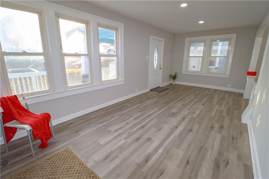1236 Ewing Avenue — photo 5