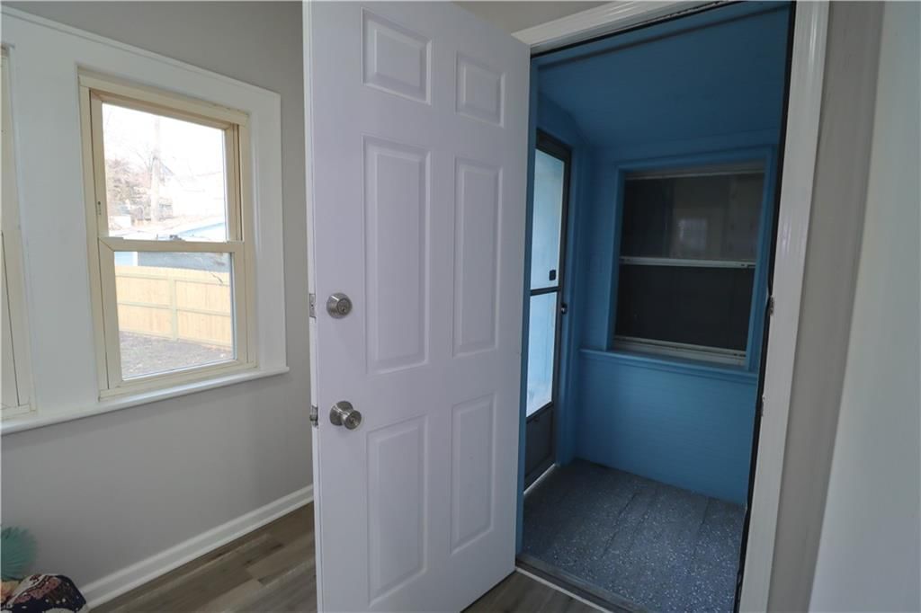 1236 Ewing Avenue — photo 48