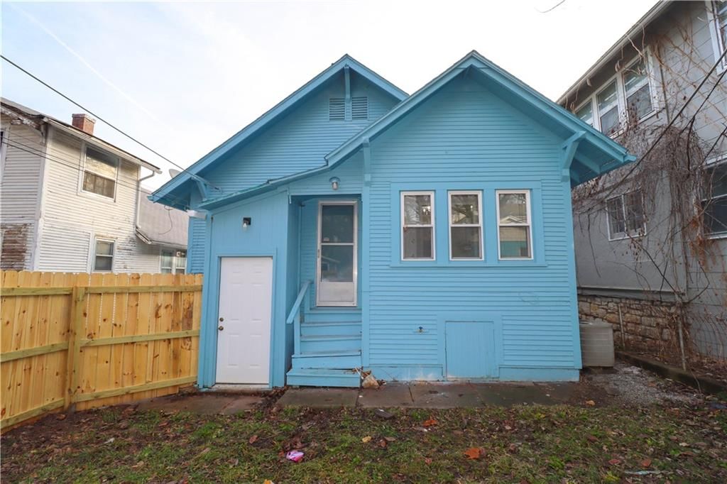 1236 Ewing Avenue — photo 53