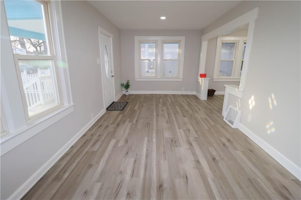 1236 Ewing Avenue — photo 9
