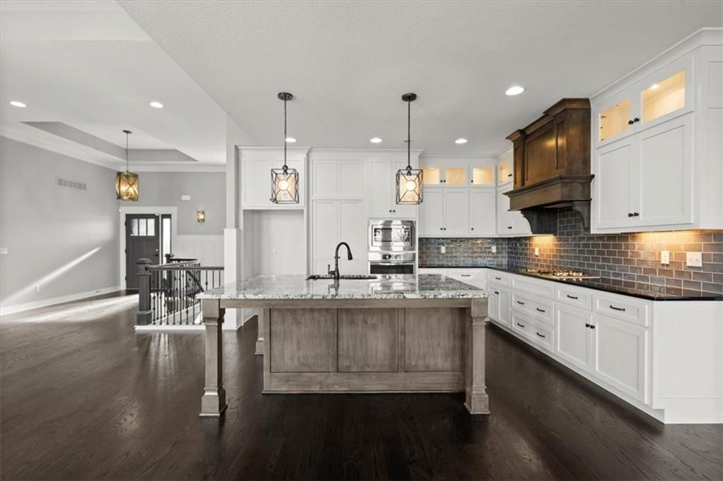 12352 S Kenton Street — photo 9