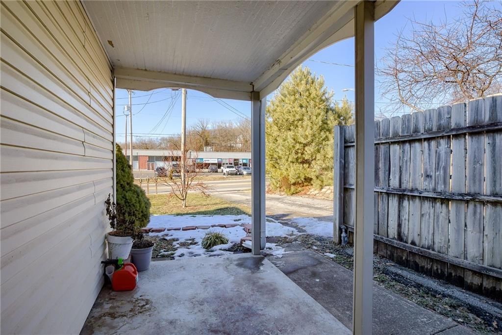 1249 Merriam Lane — photo 22
