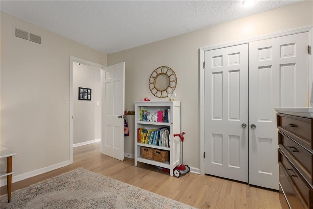 6011 N Wyandotte Street — photo 15