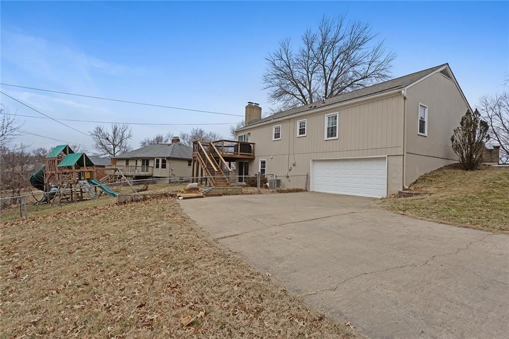 6011 N Wyandotte Street — photo 26