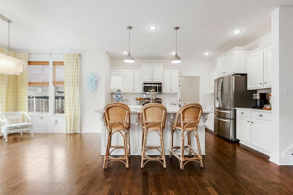 886 Clearview Drive — photo 8
