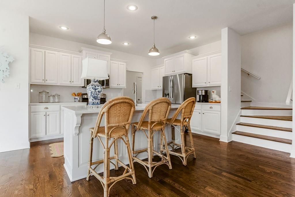886 Clearview Drive — photo 9