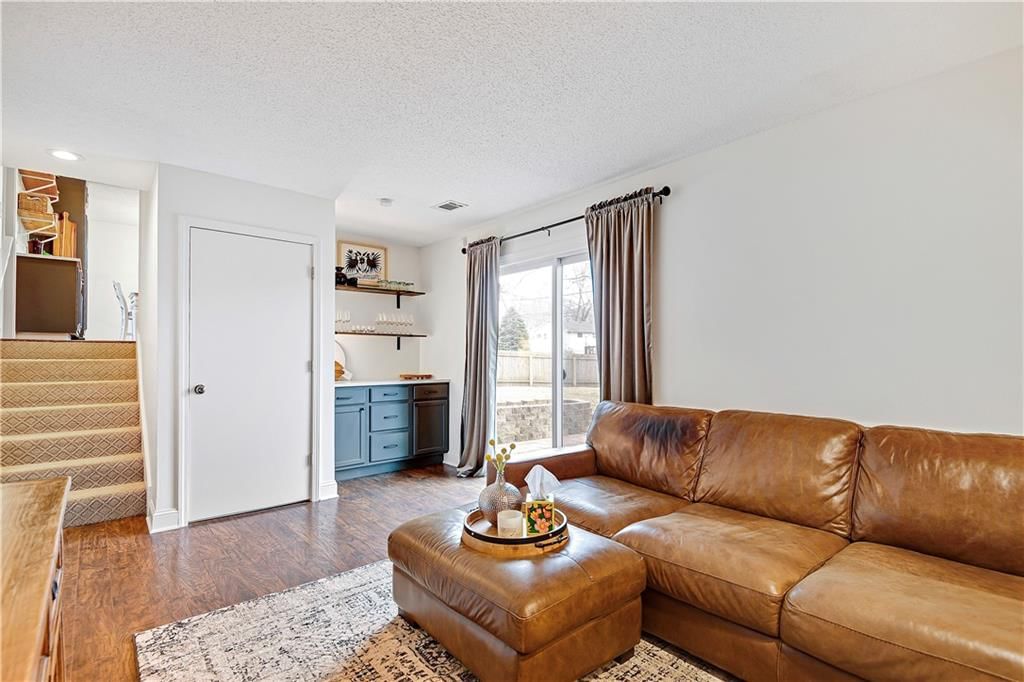 14912 S WYANDOTTE Drive — photo 12