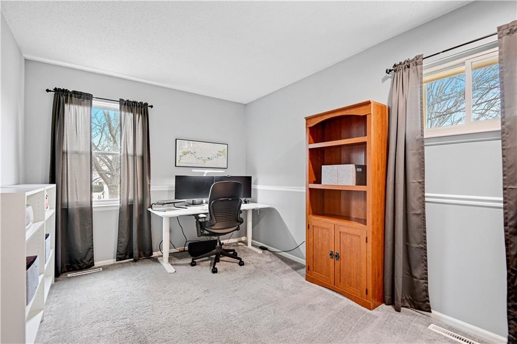 14912 S WYANDOTTE Drive — photo 18
