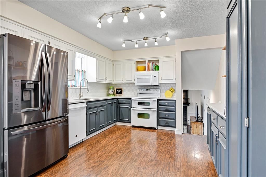 14912 S WYANDOTTE Drive — photo 5