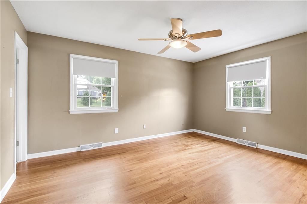 249 N Winnebago Drive — photo 14