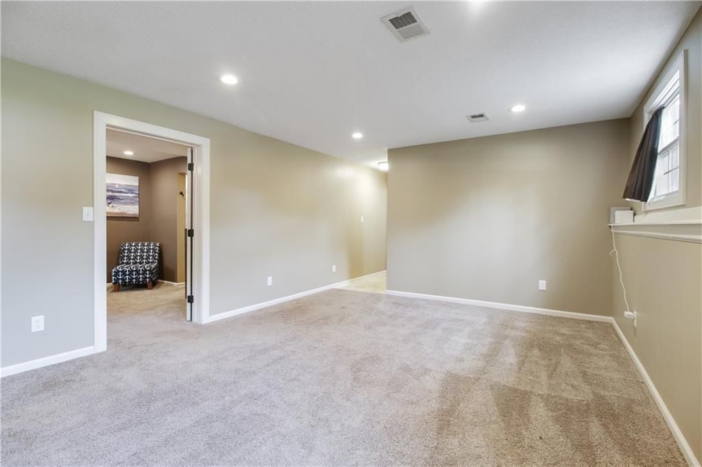 249 N Winnebago Drive — photo 20