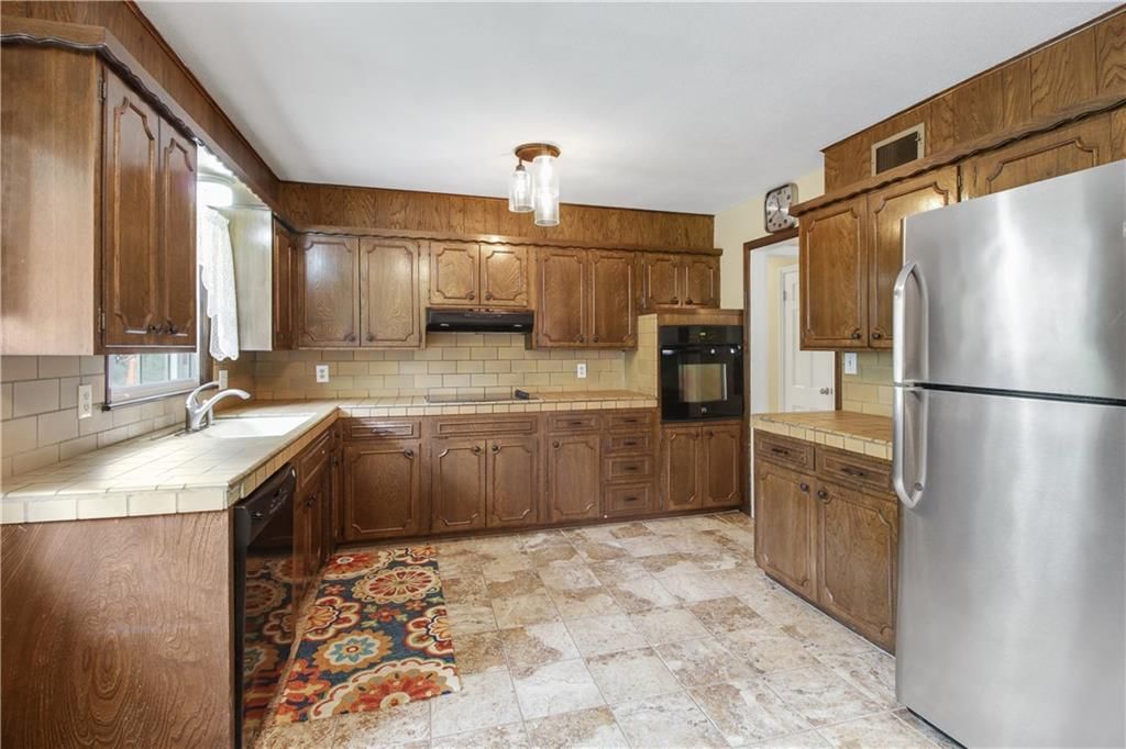 249 N Winnebago Drive — photo 7