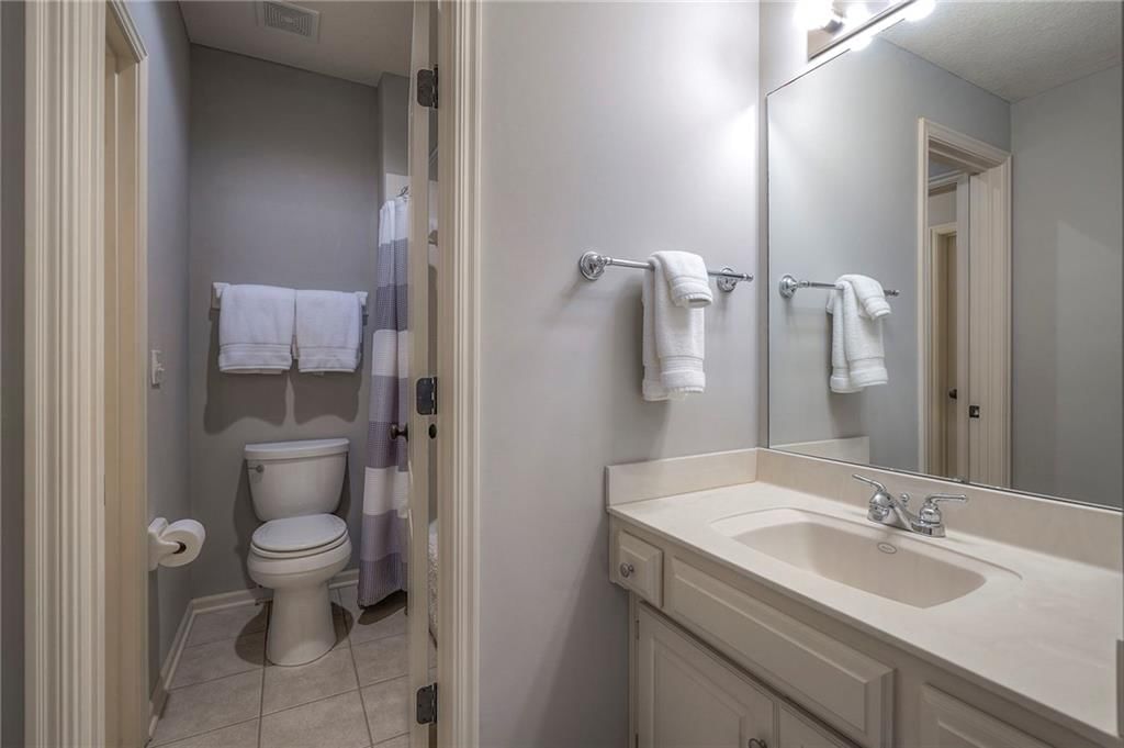 15841 W 61ST Terrace — photo 34