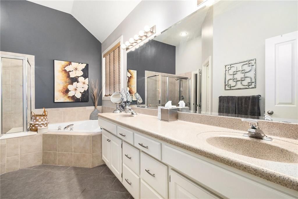 2805 S Breckenridge Drive — photo 15