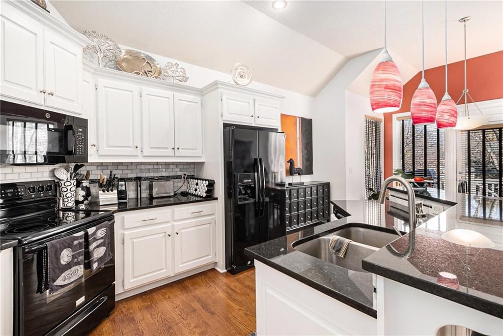 2805 S Breckenridge Drive — photo 9
