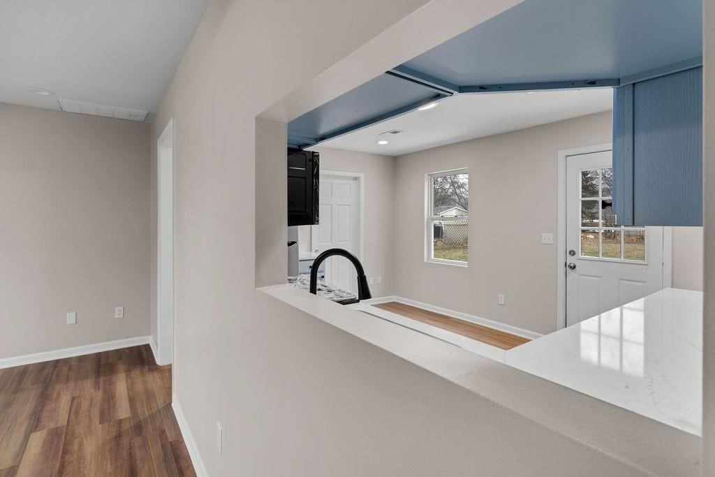 904 S Edgemere Drive — photo 6