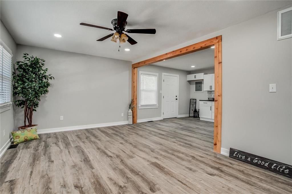 715 N 81st Terrace — photo 5
