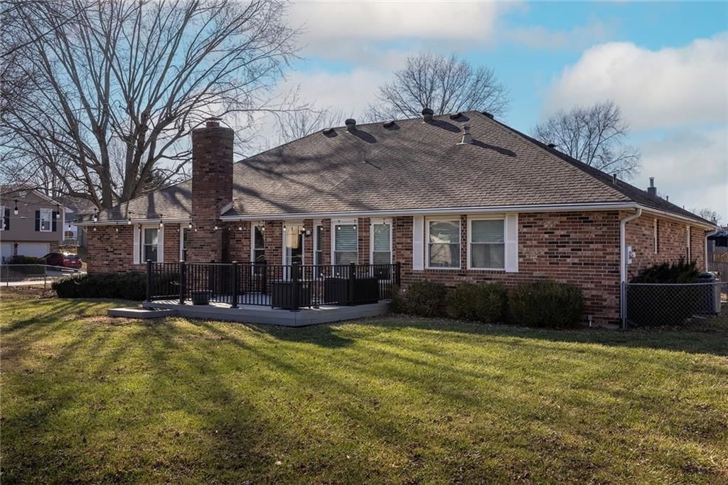 1101 SW Huntington Road — photo 33