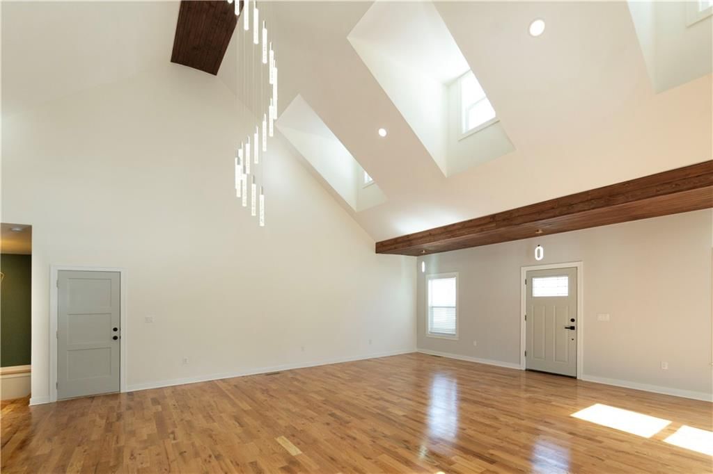 8520 England Street — photo 12
