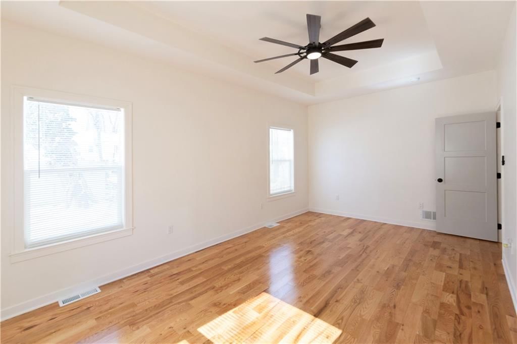 8520 England Street — photo 18