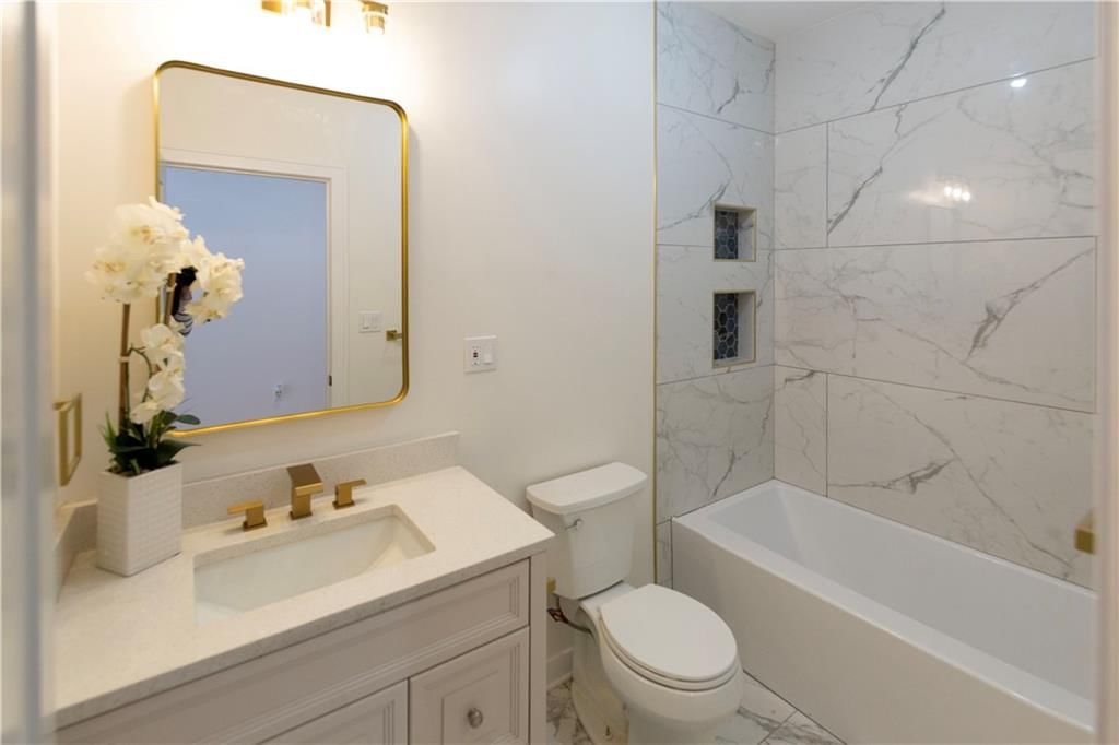 8520 England Street — photo 27