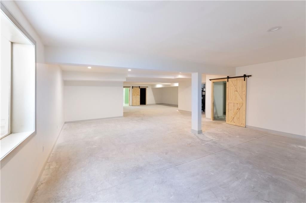 8520 England Street — photo 29