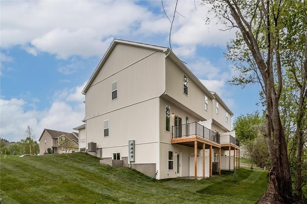 601 SW Shadow Glen Drive — photo 30