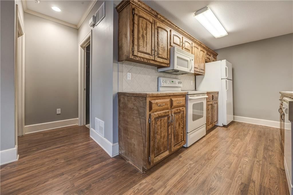 15994 W 161 Street — photo 29