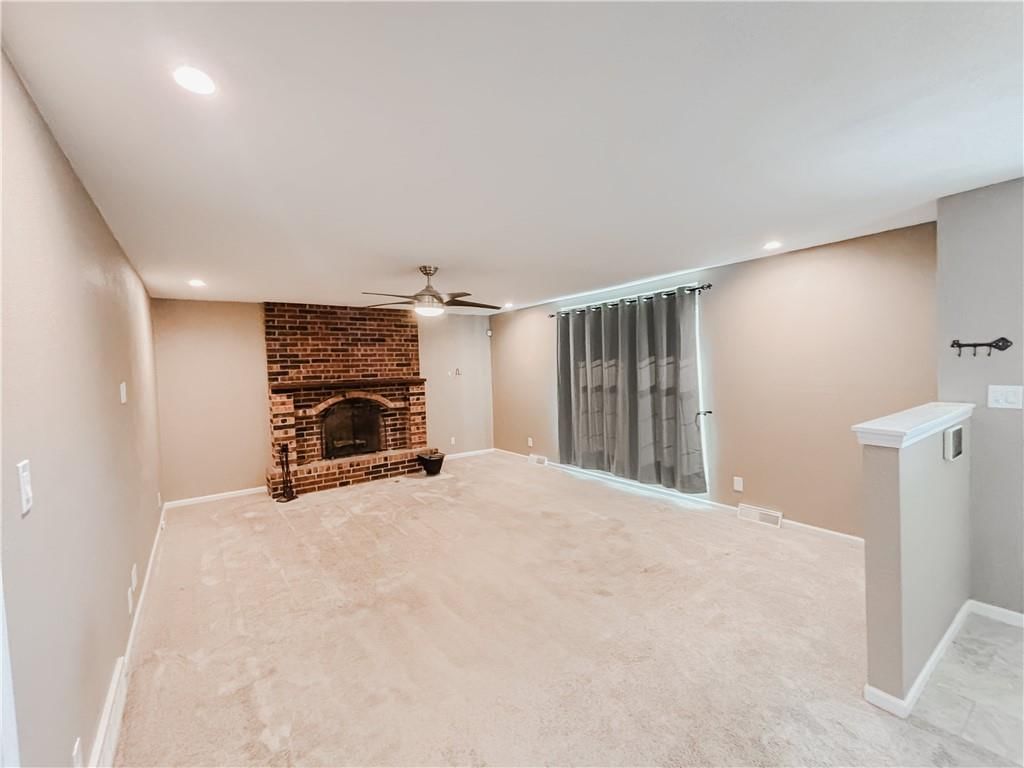 930 Josela Court — photo 5